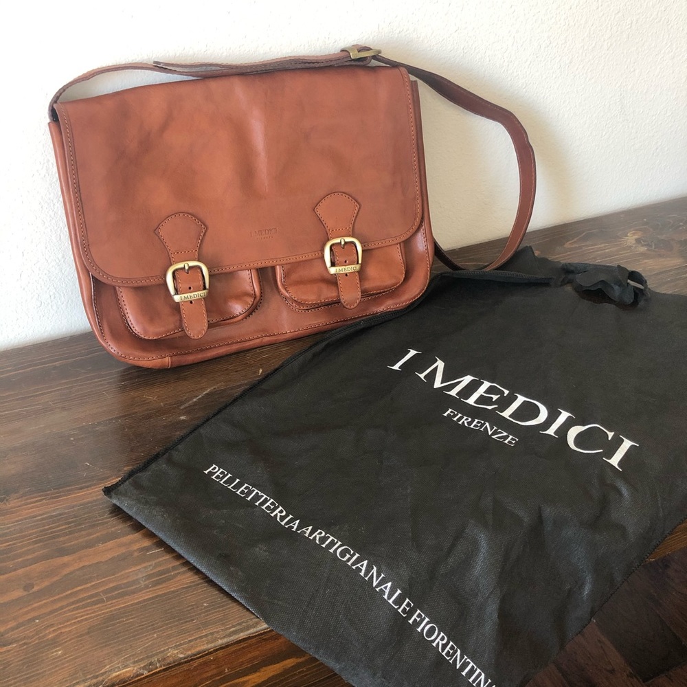 I Medici Italian Leather Messenger Laptop Bag